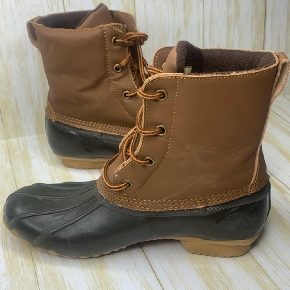 Woman’s Western Chief 4 eyed Waterproof Duck Boots‎ Sz 7 Pre owned